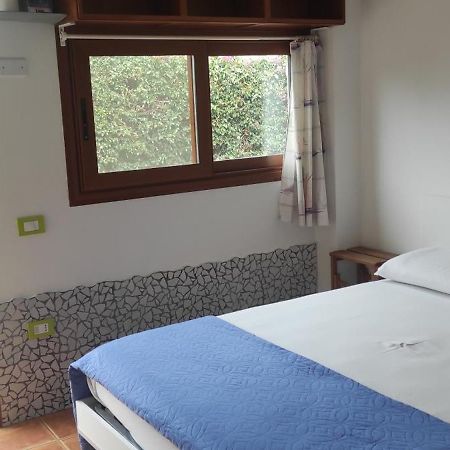 "La Bouganville" Piccola Stanza Con Angolo Cottura Sperlonga Kültér fotó
